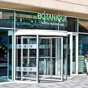 מלון Botanique