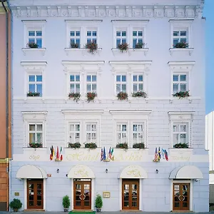 3* Hotell Arbes